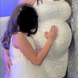 Lace maternity dress size L